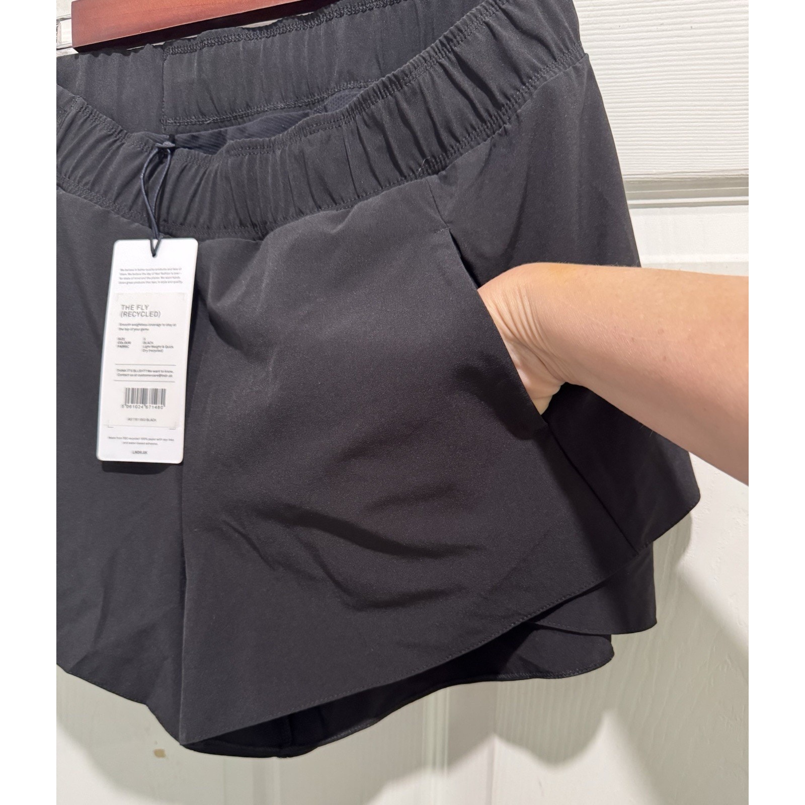 New Lndr Black The Fly Short Women's Size Small — image 7 of 7